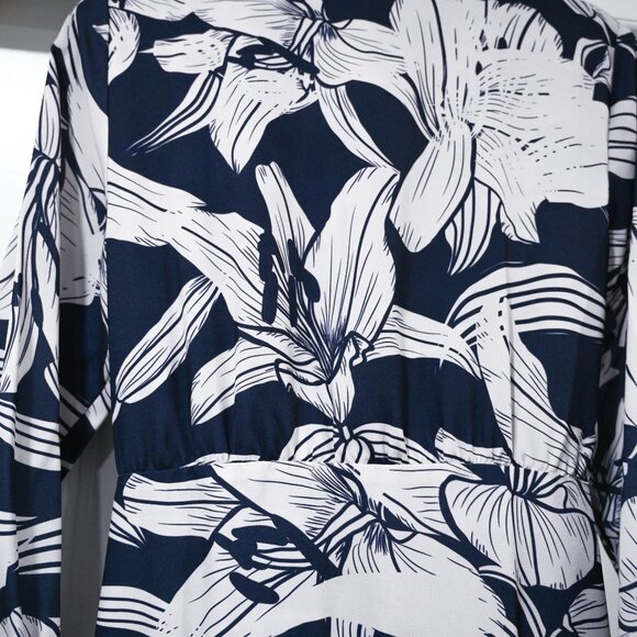 Delfi Collective Medium Camile Dress in Blue - Picture 9 of 10